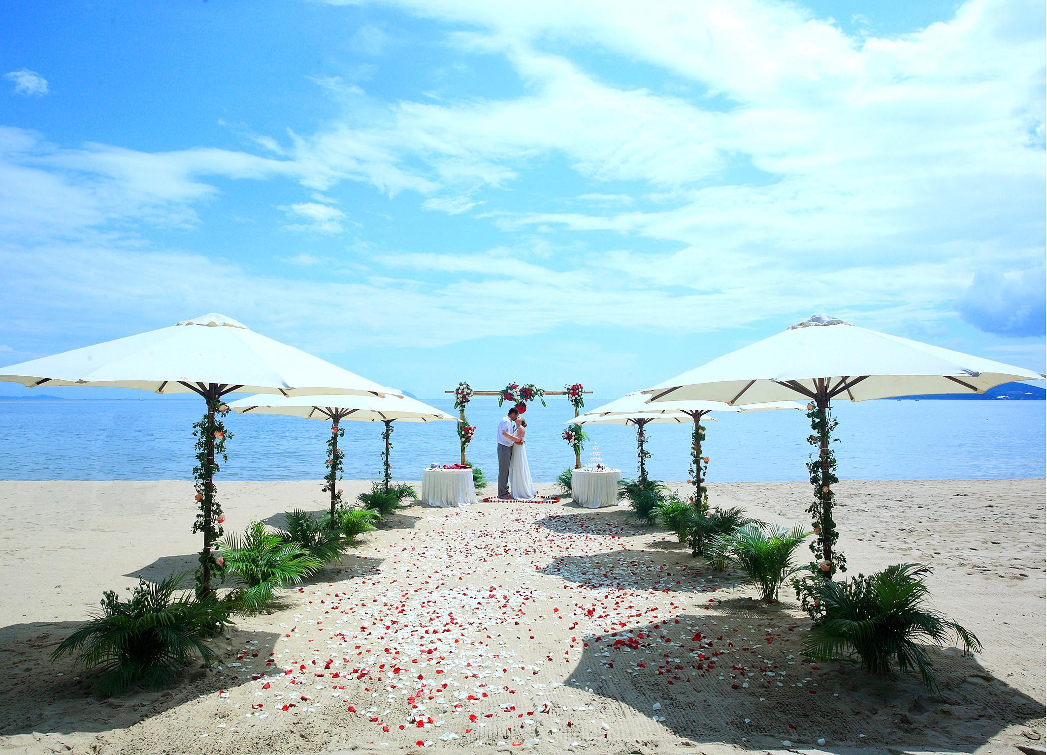Sunrise Nha Trang Beach Hotel & Spa Exterior foto